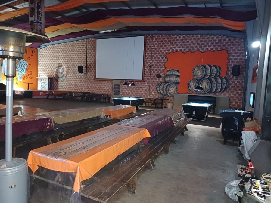 Commercial Property for Sale in Oranjesig Free State